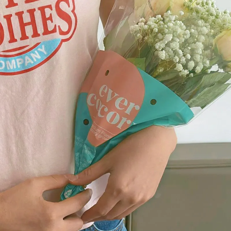 Bouquet packaging bag